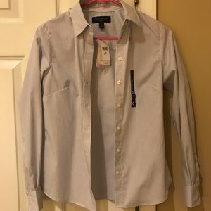 Banana Republic tailored fit blouse. NWT